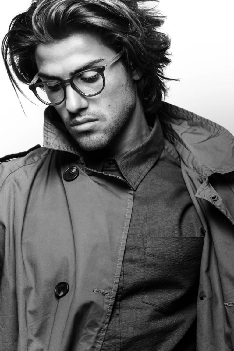 fotografia de lookbook para catalogo de gafas correctivas en madrid por: dondyk+riga estudio creativo