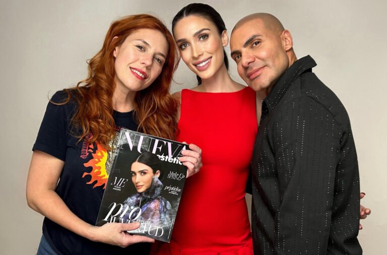 venezolanos en madrid Lorena Riga Monfort y William Dondyk, de Dondyk+Riga estudio creativo. en esta foto: Lorena Riga con Maria Emilia Mirabal y David Deibis con la revista Nueva Estetica