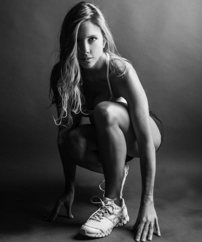 sascha fitness, Marca personal de Sascha Barboza por Lorena Riga fotógrafo profesional en Madrid especializada en retratos. En esta foto: sascha barboza en la sesión para los suplementos de proteínas Sascha Fitness hecha por Lorena Riga